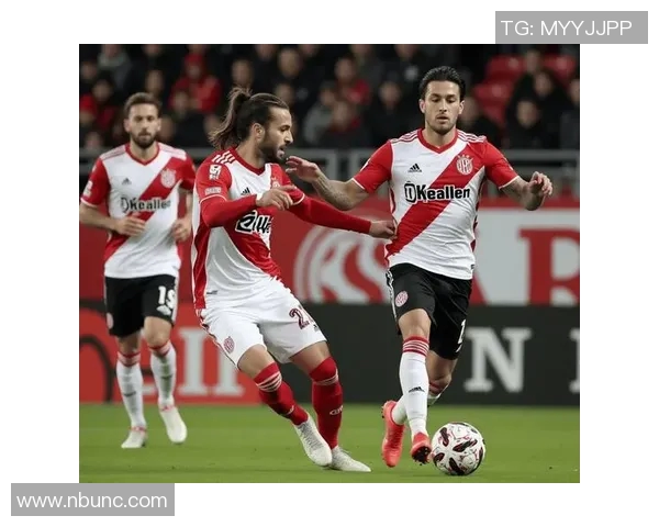 美因茨客场硬战亚琛战罢双方握手言和